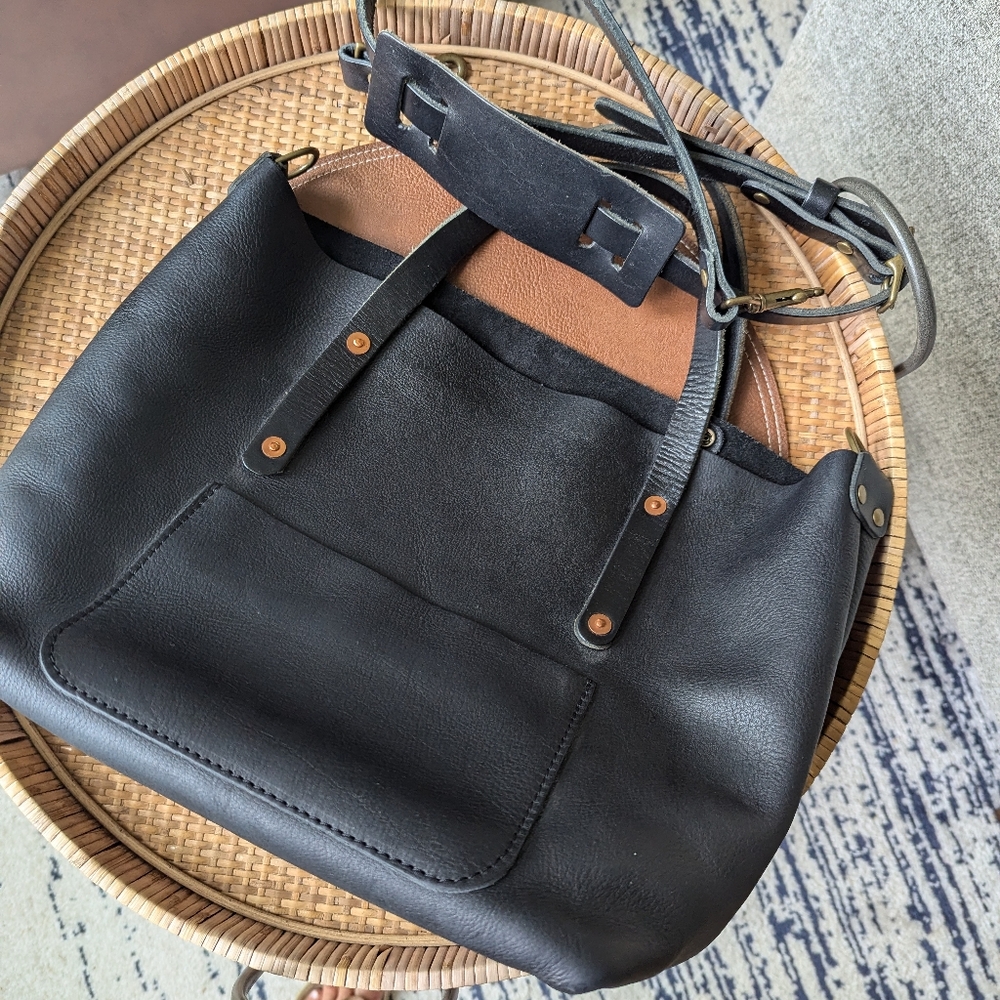 Go forth goods medium Avery black